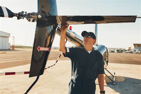 helicopter pilot lessons perth|Aeropower Flight School .